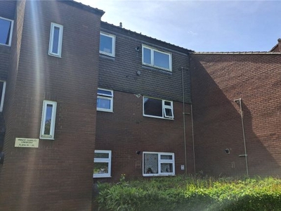 Flat to rent in Prince Charles Crescent, Malinslee, Telford, Shropshire TF3