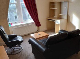 Flat to rent in Rosemount Viaduct, City Centre, Aberdeen AB25