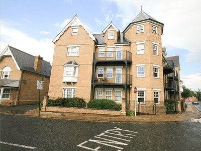 Flat to rent in Salisbury Court, Salisbury Avenue, Colchester, Essex CO3
