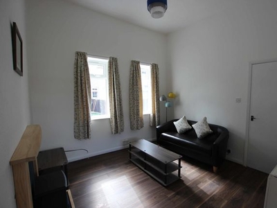 Flat to rent in Spring Street, Stockton-On-Tees TS18