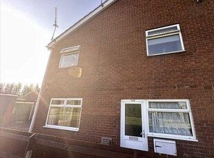 Flat to rent in Warwick Road, Scunthorpe DN16