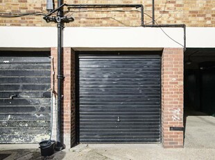 Garage for rent in Belgrave Gardens, St John's Wood, NW8