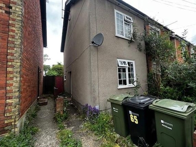 Property to rent in Denzil Road, Guildford GU2
