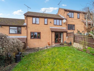 Property to rent in Wyatt Close, High Wycombe HP13