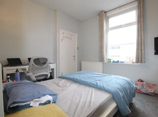 Room to rent in Union Terrace, Chapel Allerton, Leeds LS7