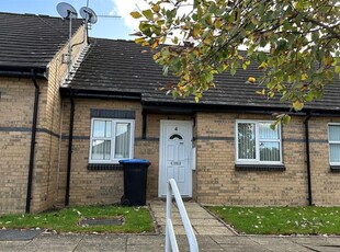 Semi-detached bungalow to rent in Farm Hill Road, Idle, Bradford BD10