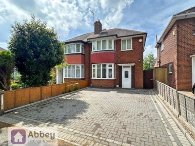 Semi-detached house to rent in Buckminster Road, Leicester LE3