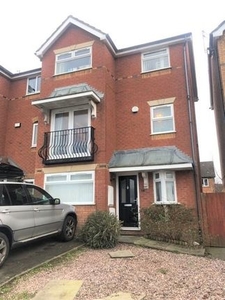 Semi-detached house to rent in Lockfields View, Liverpool L3