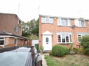 Semi-detached house to rent in Manor Crescent, Walton WF2