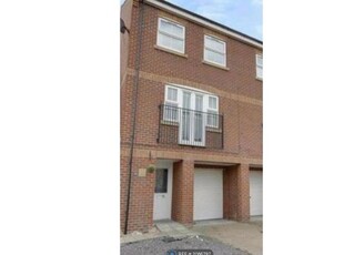 Semi-detached house to rent in Sandringham Road, Brough HU15