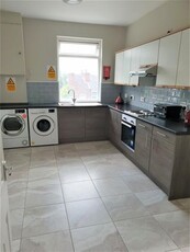 Shared accommodation to rent in High Road, Balby, Doncaster DN4