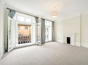 Studio flat for rent in Lower Grosvenor Place,
Westminster, SW1W