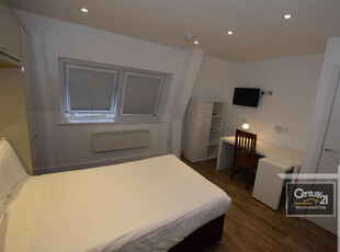 Studio flat for rent in |Ref: R205902|, Canute Road, Southampton, SO14 3FJ, SO14