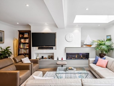 Terraced house to rent in Alba Mews, Revelstoke Road, Wimbledon, London SW18