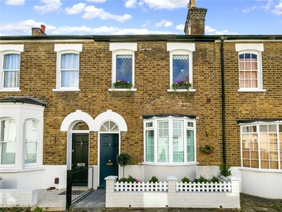 Terraced house to rent in Ashley Road, Richmond TW9