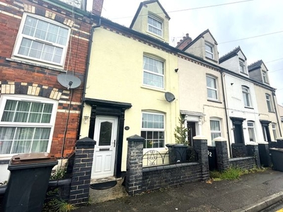 Terraced house to rent in Chapel Street, Bedworth CV12