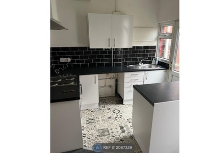 Terraced house to rent in Gray St, Bootle L20