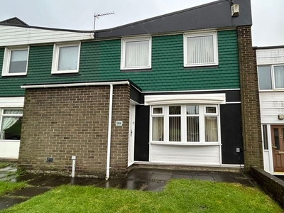 Terraced house to rent in Hertford, Low Fell, Gateshead NE9