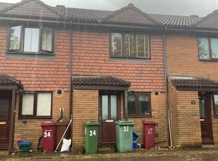 Terraced house to rent in Mackender Court, Scunthorpe DN16