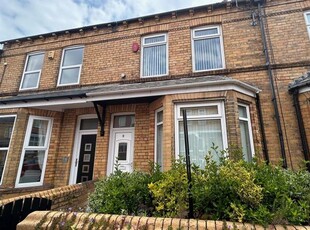 Terraced house to rent in Mayville Avenue, Scarborough YO12