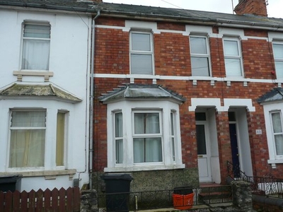 Terraced house to rent in Old Town, Swindon SN1