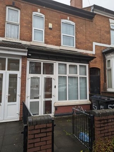 Terraced house to rent in Westbourne Road, Birmingham B21