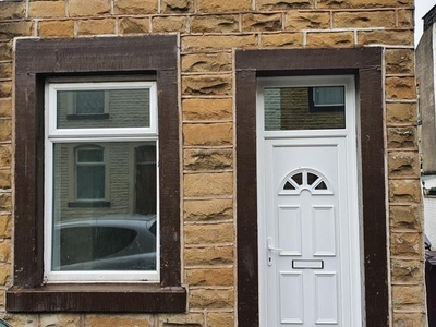 Terraced house to rent in Willow Street, Burnley BB12