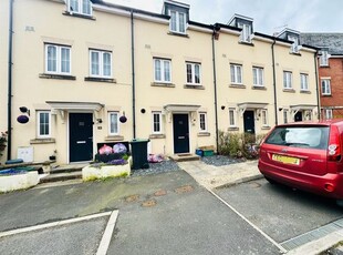 Town house for sale in Seymour Way, Magor, Caldicot NP26