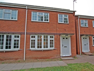 Town house to rent in Macmillan Close, Mapperley, Nottingham NG3