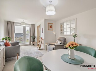 1 Bedroom Retirement Apartment – Purpose Built For Sale in Cambridge,