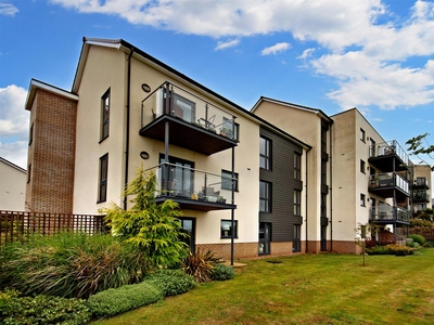2 Bedroom Retirement Apartment For Sale in Bristol, Gloucestershire