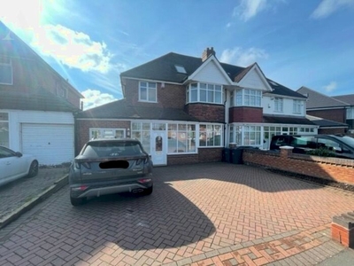 5 Bedroom Semi-Detached House For Sale