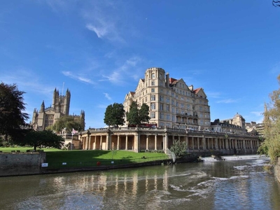 2 bedroom apartment for sale in The Empire, Bath, BA2