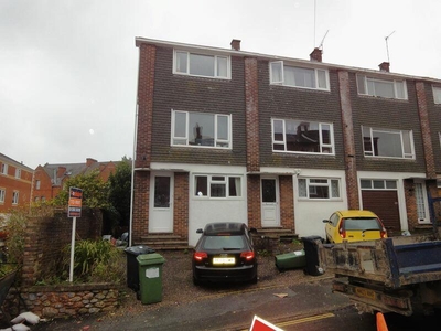 4 bedroom semi-detached house for rent in Devonshire Place, Exeter, EX4