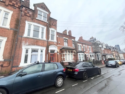 1 bedroom flat for rent in College Street, LEICESTER, LE2