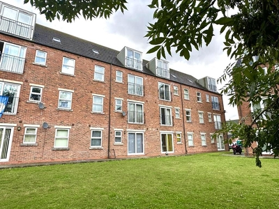 2 bedroom apartment for sale in Willow Tree Close, Lincoln, LN5