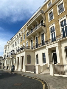 2 bedroom flat for rent in Eastern Terrace, Brighton, East Sussex, BN2