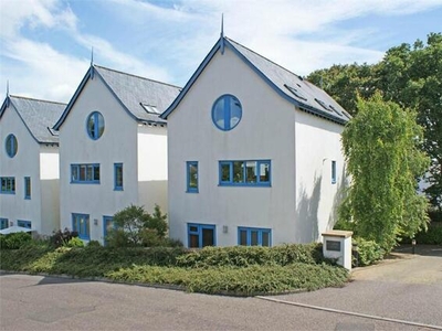 2 Bedroom Flat For Sale In Budleigh Salterton