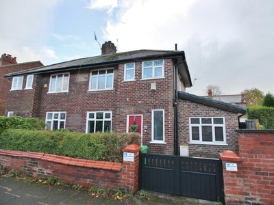 2 bedroom semi-detached house for sale in Newport Road, Manchester, M21