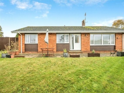 3 Bedroom Bungalow For Sale In Hoveton, Norwich