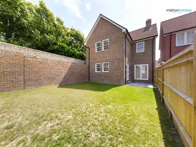 3 bedroom detached house for sale in Nicholson Place, Rottingdean, Brighton, East Sussex, BN2