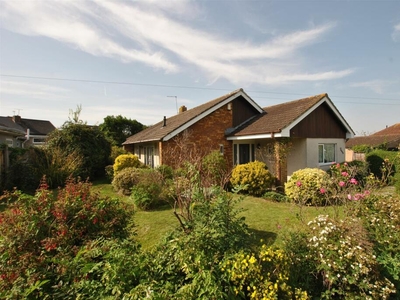 4 bedroom detached bungalow for sale in Mowbray Road, Whitchurch, BS14