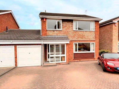 4 bedroom detached house for sale in Milcote Drive, Sutton Coldfield, B73 6QJ, B73