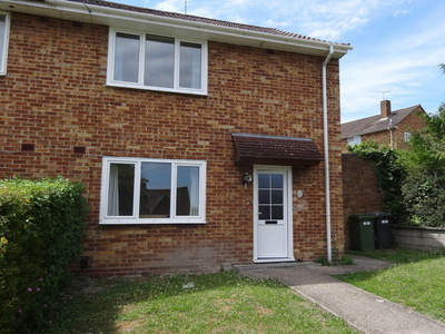 4 bedroom semi-detached house for rent in Minden Way, Stanmore, SO22