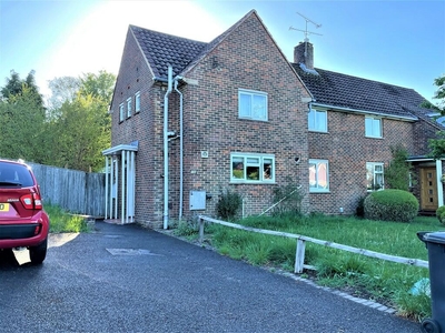 5 bedroom end of terrace house for rent in Greenhill Road, Winchester, SO22