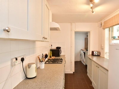 6 bedroom end of terrace house for sale in Upper Lewes Road, Brighton, East Sussex, BN2