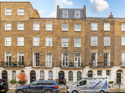 6 bedroom terraced house for sale in Chapel Street, London, SW1X