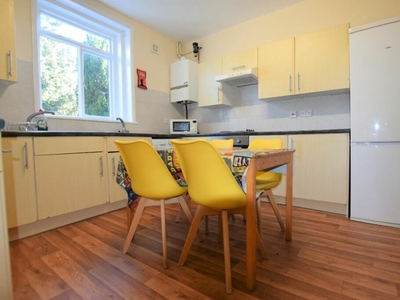 7 bedroom terraced house for rent in 7 Bedroom Student Home - Whitstable Road, CT2