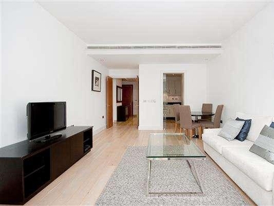 1 bed flat for sale in Chevalier House,
SW3, London