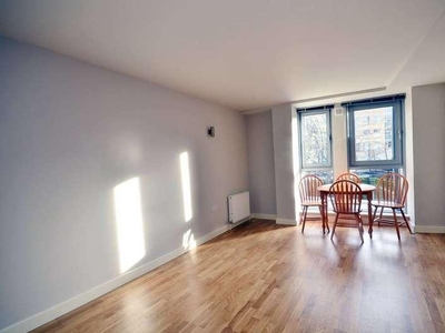 2 bed flat for sale in Enfield Road,
N1, London